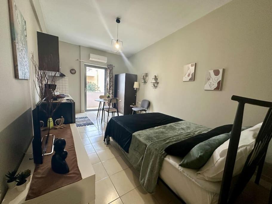הרקליון Eleni'S Studio Near The Airport מראה חיצוני תמונה